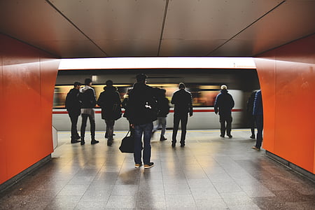 Tunnelbana, personer, kollektivtrafik, Tunnelbana, tunnelbana plattform, tåg, tunnelbanestation