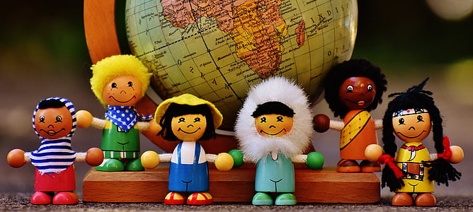 nacionalitats diferents, nens, humà, globus, tot el món, figures, fusta