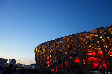 鸟巢, 奥林匹克体育场, 在黄昏