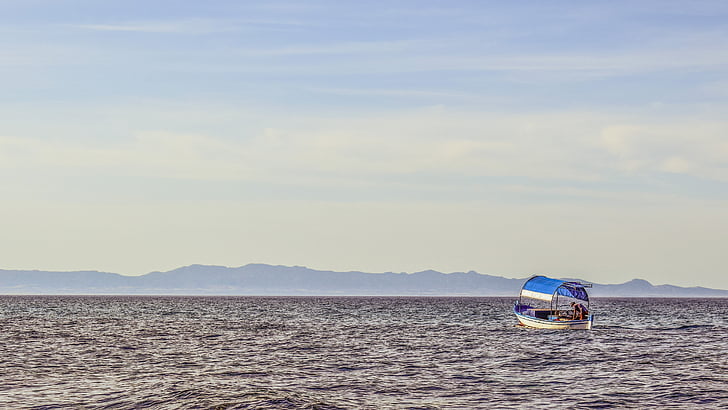 Angelboot/Fischerboot, Meer, Horizont, Landschaft, Kapparis, Zypern