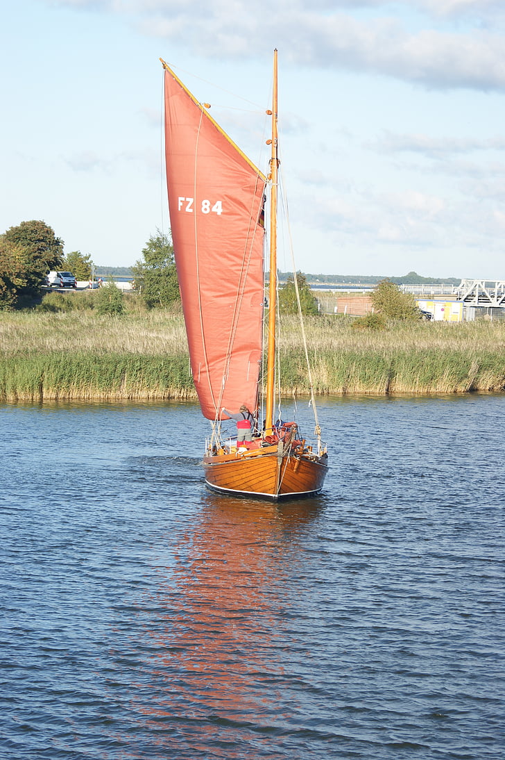 sailing vessel, water, bodden
