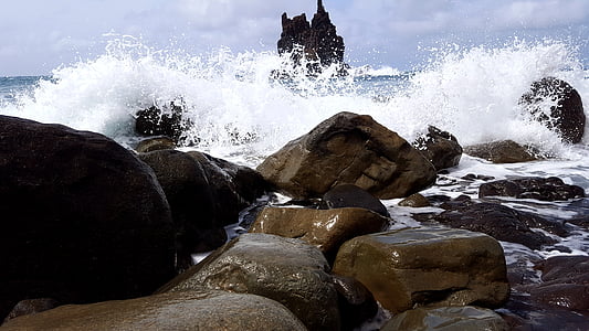 sea, wave, water, stone beach, booked, rocky beach, rocky bay
