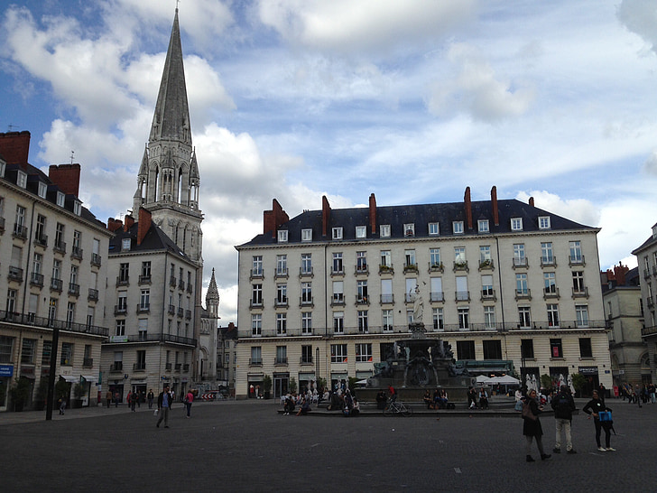 Nantes, városháza, Square