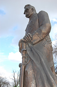 Monumentul, Pilsudski, caracter, Statuia, eroul, Mareșal, puternic