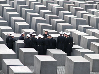 holocaust memorial, berlin, monument, holocaust, concrete, navy, visit