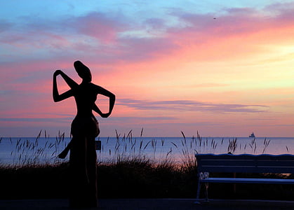 Timmendorfer beach, sculptura, Marea Baltică