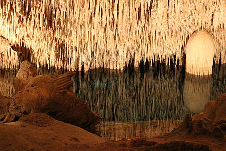 stalaktitų, urvas, stalaktitais urvas, Dragon lair, mistinis, Maljorka