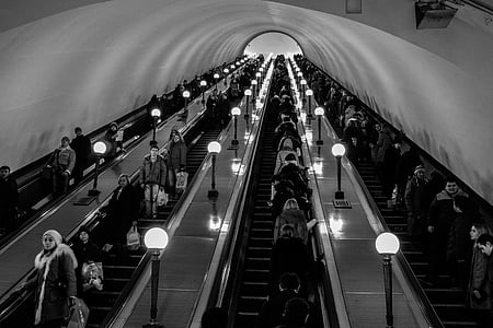 gens, foule, aéroport le plus pratique, lumières, escalator, bâtiment, architecture