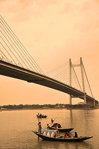 Kolkata, Hängebrücke, Brücke, Angelboote/Fischerboote, Indien