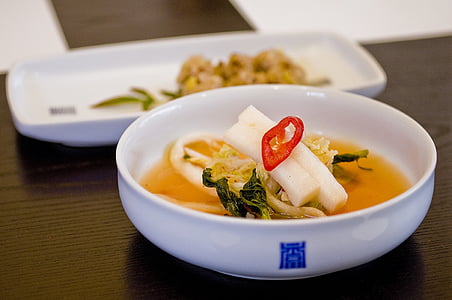 Kimchi, Coréen, cuisine traditionnelle, chaleur lourde baek kimchi, fusion coréen, salle à manger, traditionnel
