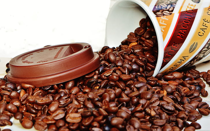 kava išsinešimui, kavos, trinkbecher, pertrauka, kavos puodelis, kelyje, kavos pupelės