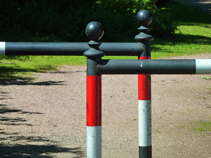 pedestrian railings, barrier, red white, away, rusty, fences, outdoors