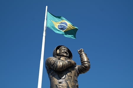 pontes de Marcos, astronaute, brésilien, statue de, Brésil, Bauru