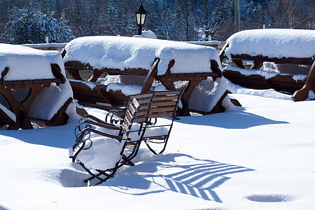 neu, ombra, cadires, taules de menjador, jardí de cervesa, l'hivern, blanc