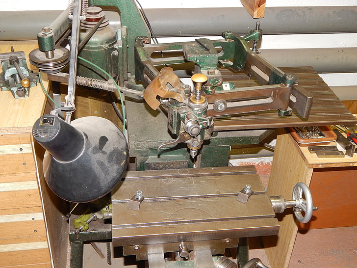 grawerska machine, grawerka, milling, machining, metal