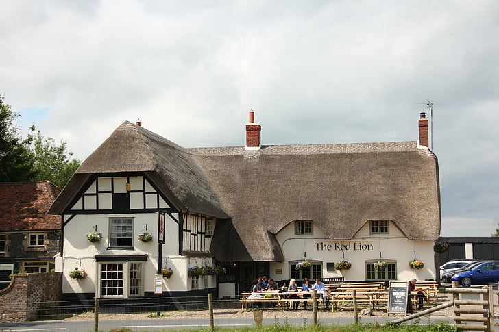 Avebury, cottage thatched, Pensione, pub, britannico, antica, travi di quercia