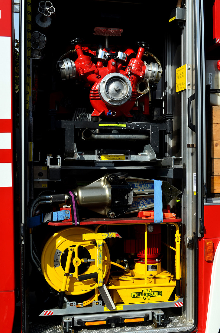 api, peralatan pemadam kebakaran, Truk pemadam kebakaran peralatan, Truk pemadam kebakaran, peralatan, koneksi pemadam kebakaran, penyebar hidrolik pemadam kebakaran