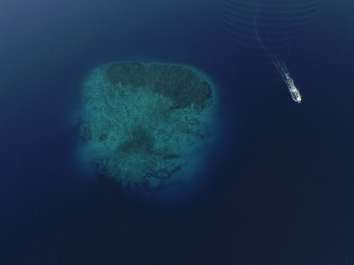 Aerial, photographie, blanc, bateau, voile, près de :, île