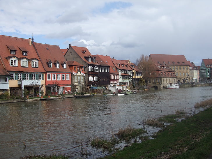 Bambergas, mažų Venecija, miestelis upėje, pasodino