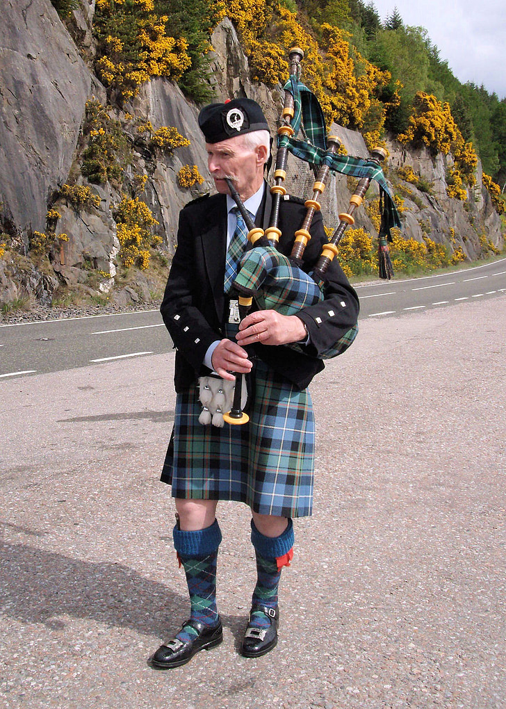 joueur de cornemuse, ness Loch, kilt, tartan, traditionnel, Scotsman, écossais