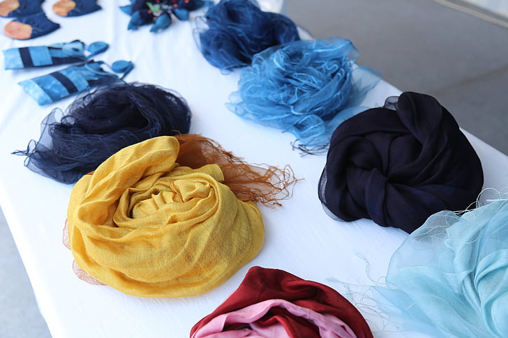 natural dyeing scarves, natural dyeing, famous hat-bone, social economy, it has been my go to