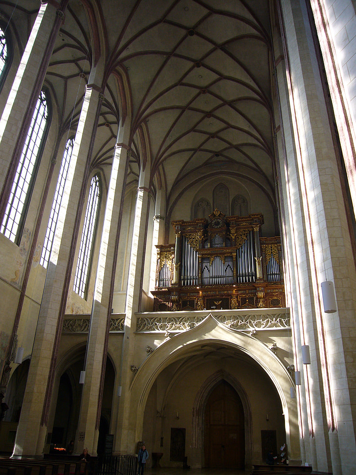 Dom, Landshut, Biserica