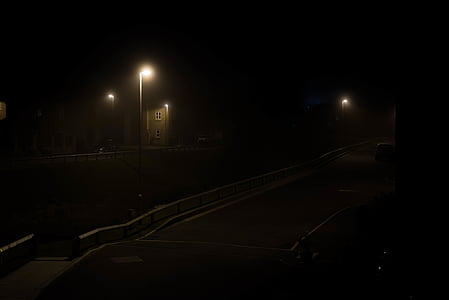 edificio, oscuro, espeluznante, luces, noche, carretera, calle