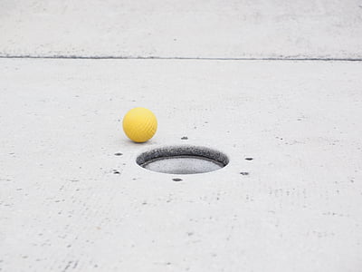 pilota, pilota de minigolf., forat, posar, cercle blanc, Guia de la bola, minigolf