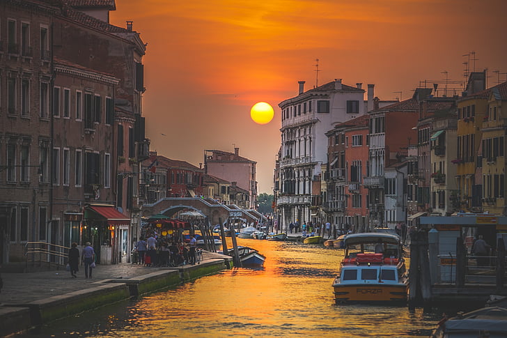 Canal, vody, loďou, plachtenie, budovy, Taliansko, západ slnka