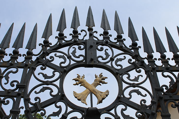 gate, entrance, wrought iron, tips