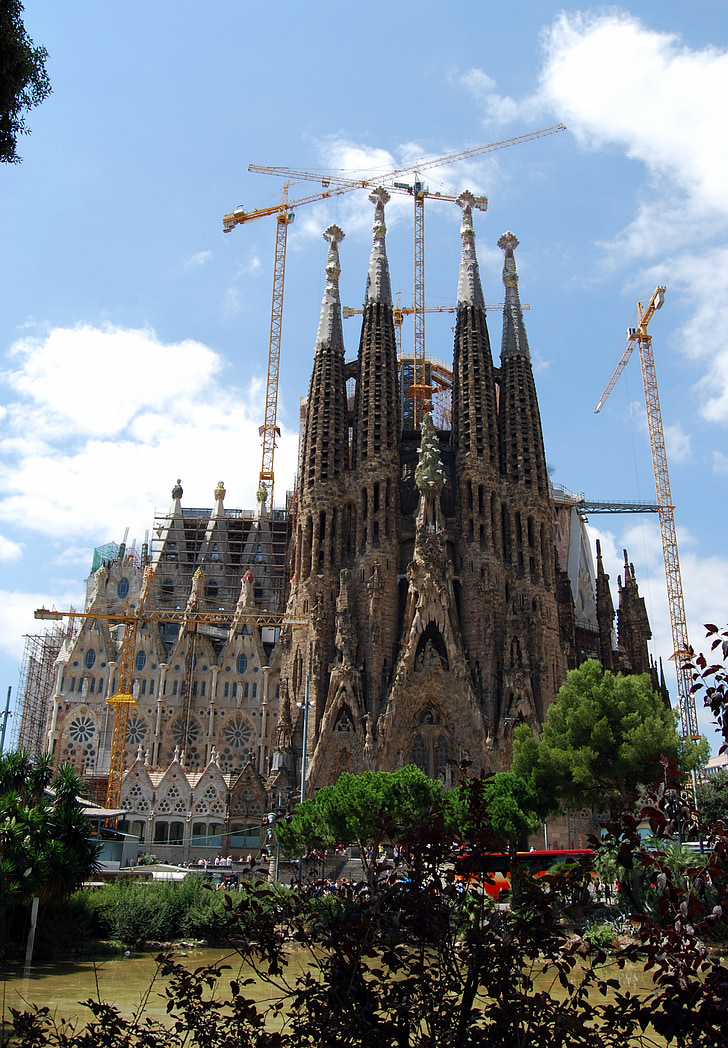Sagrada familia, katedraali, Barcelona, arkkitehtuuri, Espanja, Gaudi, rakennusten rakentaminen