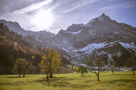 Karwendel, alpesi, vissza a fény, hegyek, fák, ősz, ENG