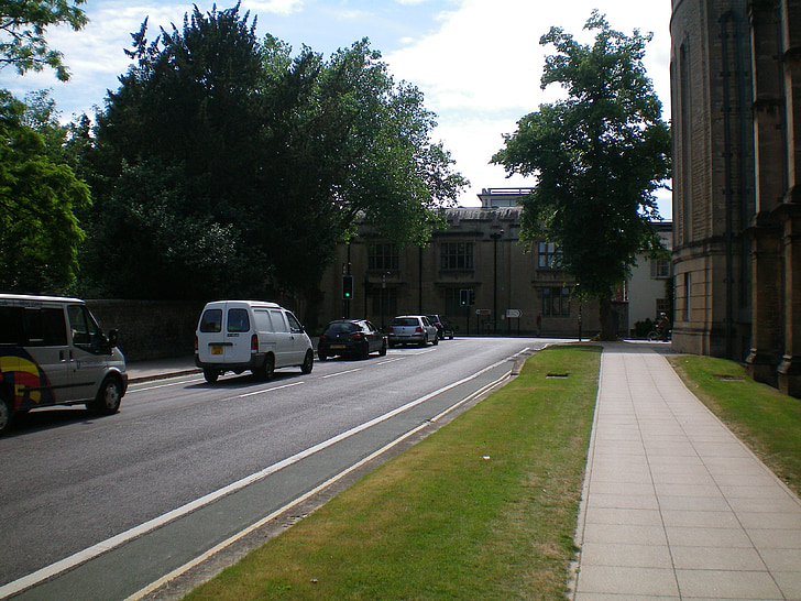 Oxford, Inglaterra, rua, tráfego