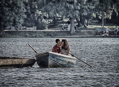 воды, лодка, пара, любовь, поцелуй, Herastrau, Румыния