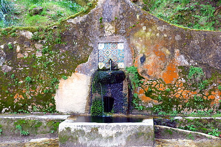 stará studna, zvětrávání, Fontána, barevné, Sintra, Portugalsko