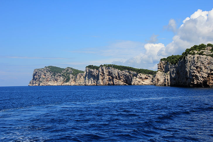 Kroatija, pakrantė, uolos, Kornati salos, nacionalinis parkas, mėlyna, jūra