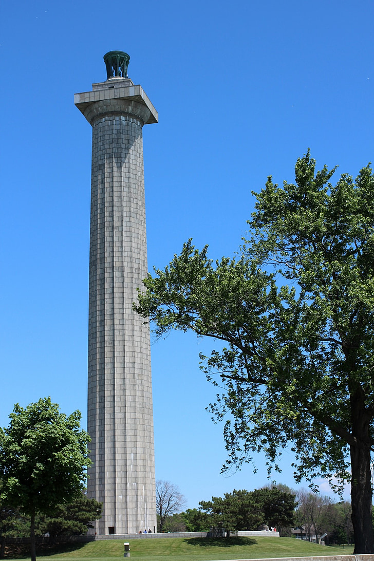 column, monument, perry' monument, lake erie, battle lake erie, imposing, piercing