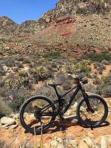 MTB, horské kolo, černá kola, červené skály, poušť, červená, Příroda