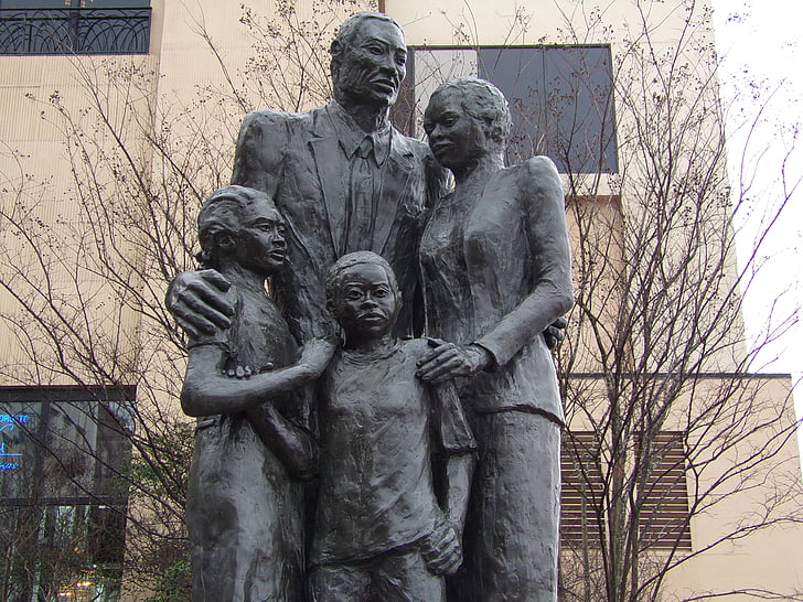 família de escravo, estátua, património