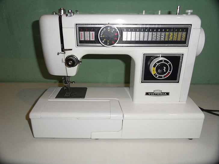 sewing machine, victoria, sew
