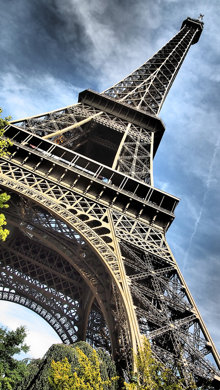 Paris, Eifeļa tornis, interesantas vietas, gadsimta izstāde, siluets