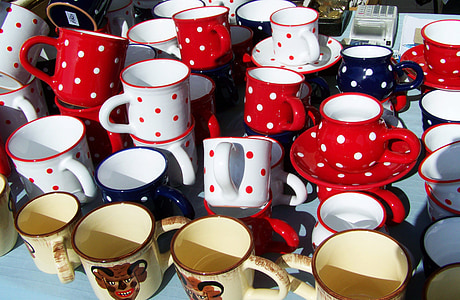 cups, polka dots, ceramic