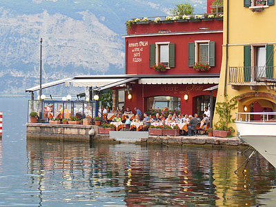 havnebyen, Italien, Garda, havnen restaurant, Restaurant, vand, terrasse