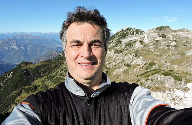selfie, hombre, montaña, pequeñas Dolomitas, Alpes
