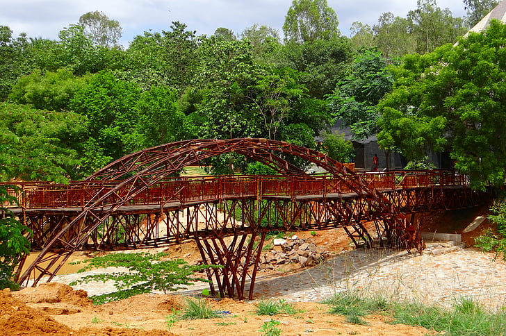 Most, drewniane, Dolina Pyramid, Karnataka, Indie