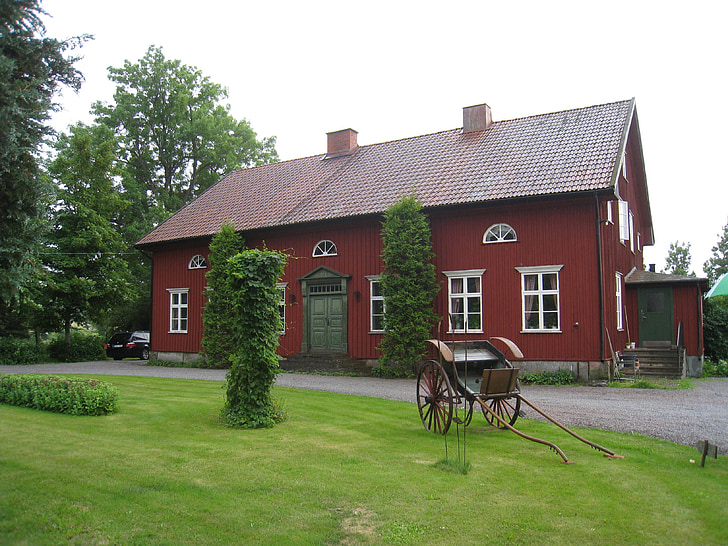 namas, Švedija, kaime, vejos, arklys vežimas, langas, durys