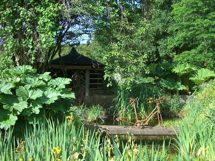 zahrada, sen, zelená, Zahradní přístřešek, bazény, trámový most, rezavá kolo