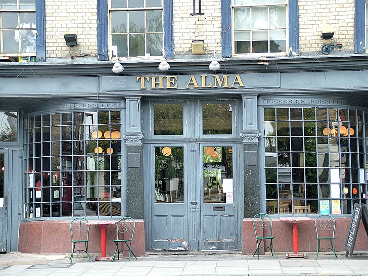 London, Alma, pub
