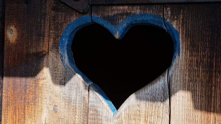 širdies, tualeto durų, medinės durys, medienos, meilė, širdies formos, mediena - medžiaga