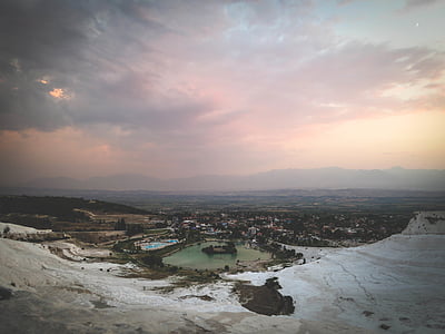 εναέρια, φωτογραφία, πόλη, ηλιοβασίλεμα, Από τραβερτίνη του Παμούκαλε, Κωνσταντινούπολη, Τουρκία